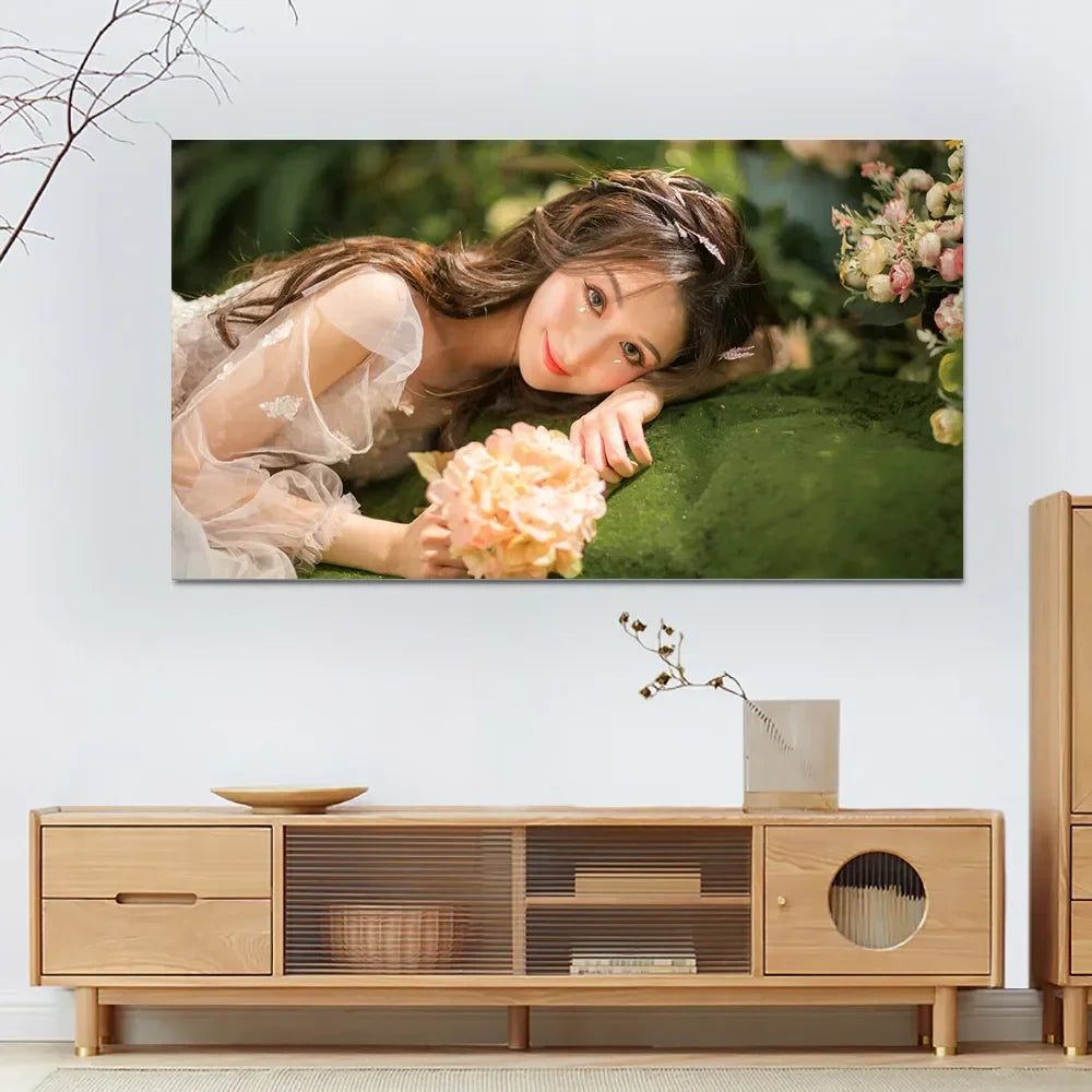 4K Anti-Light Portable Projector Screen (16:9) – Foldable Metal Frame